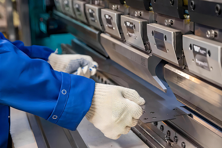  Sheet Metal Bending 