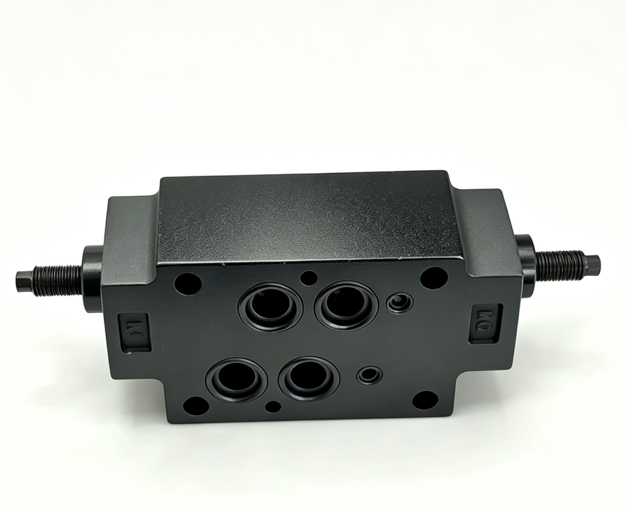 Custom Hydraulic Manifold Valve Block – Precision CNC Machined